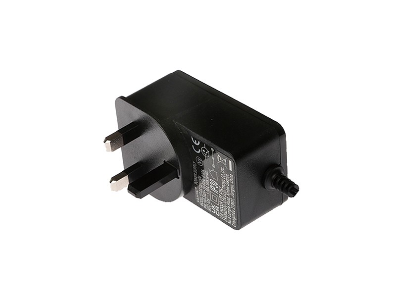 15w系列卧式英规UKCA转灯充电器