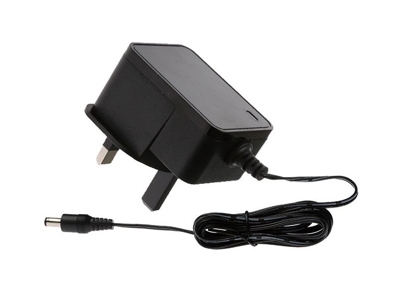 15w系列卧式英规UKCA转灯充电器